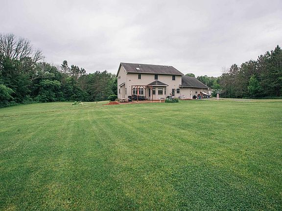 5th image of W5798 ROLLING HILLS DRIVE