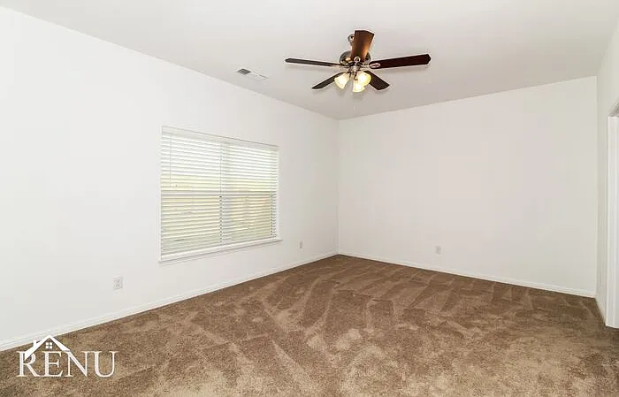 217 Wincanton Ln — Photo 6