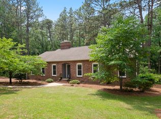 1040 Inverness Rd, Southern Pines, NC 28387