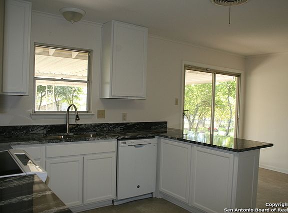 3rd image of 8406 Dudley Dr