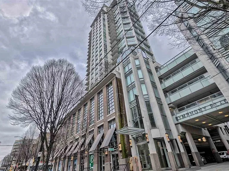 565 Smithe St #100X — Photo 19