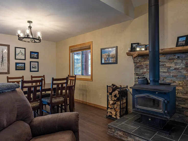 1810 Shenandoah Dr — Photo 9