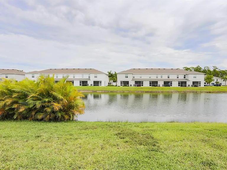 15026 Wildflower Cir — Photo 24