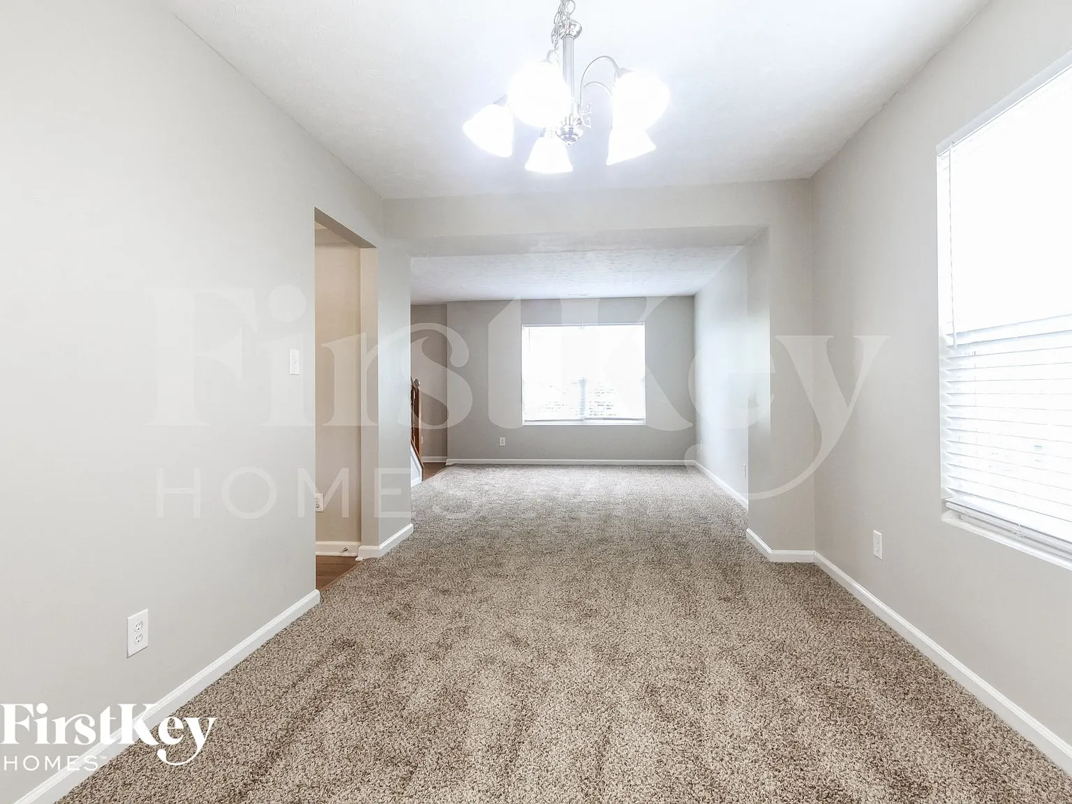4 bed, 2.5 bath, 2183 sqft, $2,420 — Photo 3