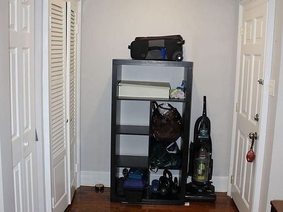 2nd image of 321 S Washington St #11190289