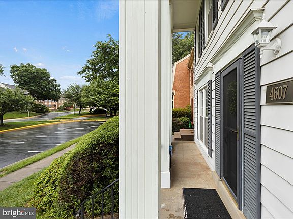 4th image of 4607 Luxberry Dr