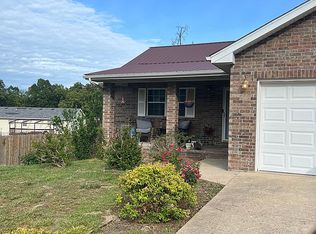 19726 Stallion Ln, Waynesville, MO 65583