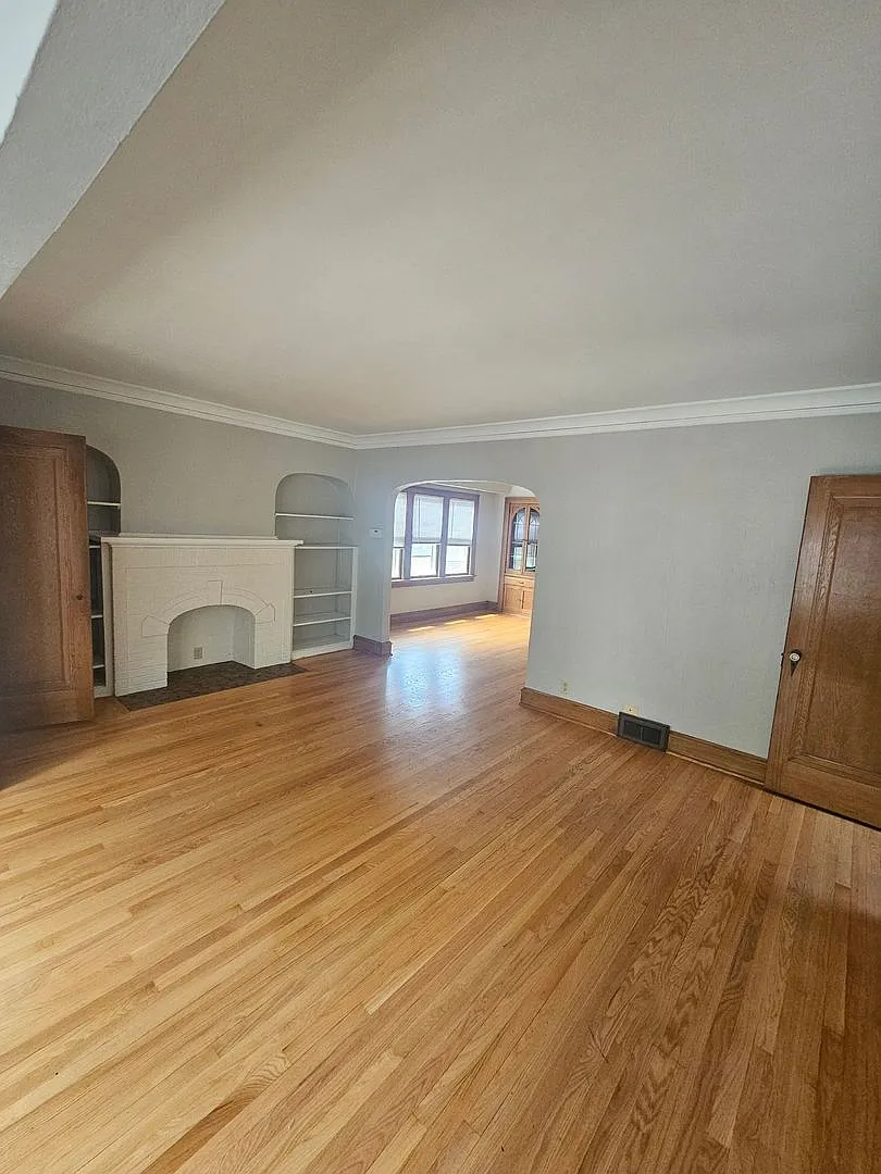 4147-4149 N Bartlett Ave. (Duplex) — Photo 2
