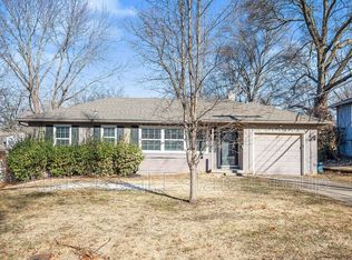 4508 W 76th St, Prairie Village, KS 66208