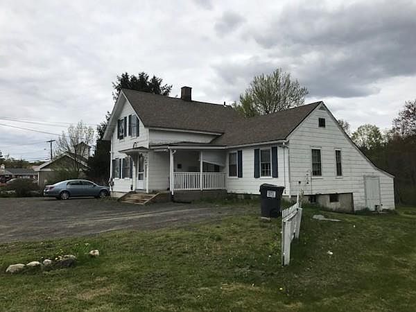 2nd image of 13 Sargent St