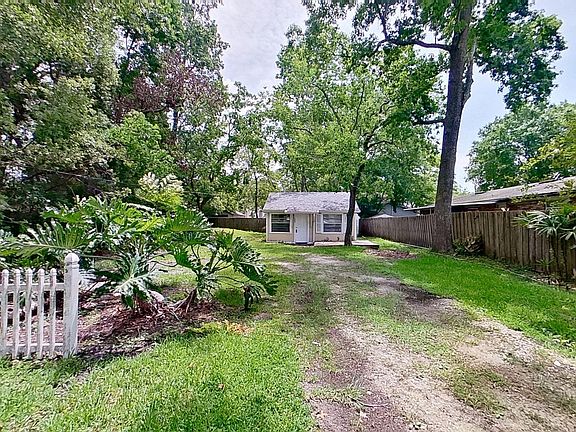 4th image of 1323 Woodruff Ave