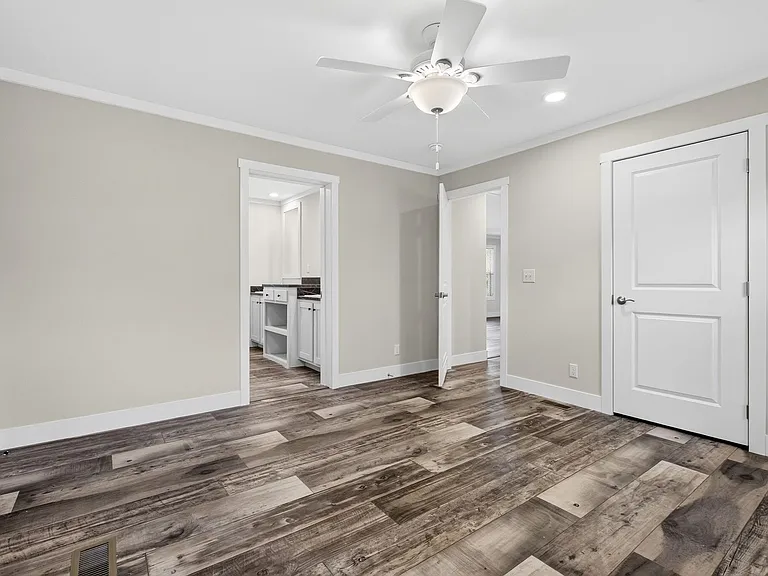 6683 Gary Ln — Photo 17