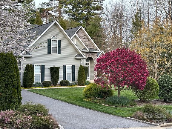 2nd image of 24 Kanuga Forest Dr