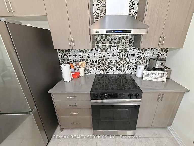 15 Blacklock St #19 — Photo 11
