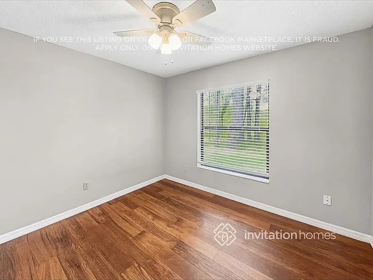 1009 Dishman Loop — Photo 13