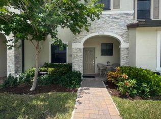 23129 SW 99th Ave, Miami, FL 33190