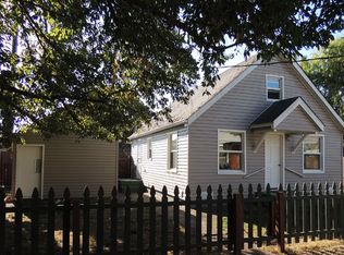 1062 1/2 3rd St NW, Salem, OR 97304