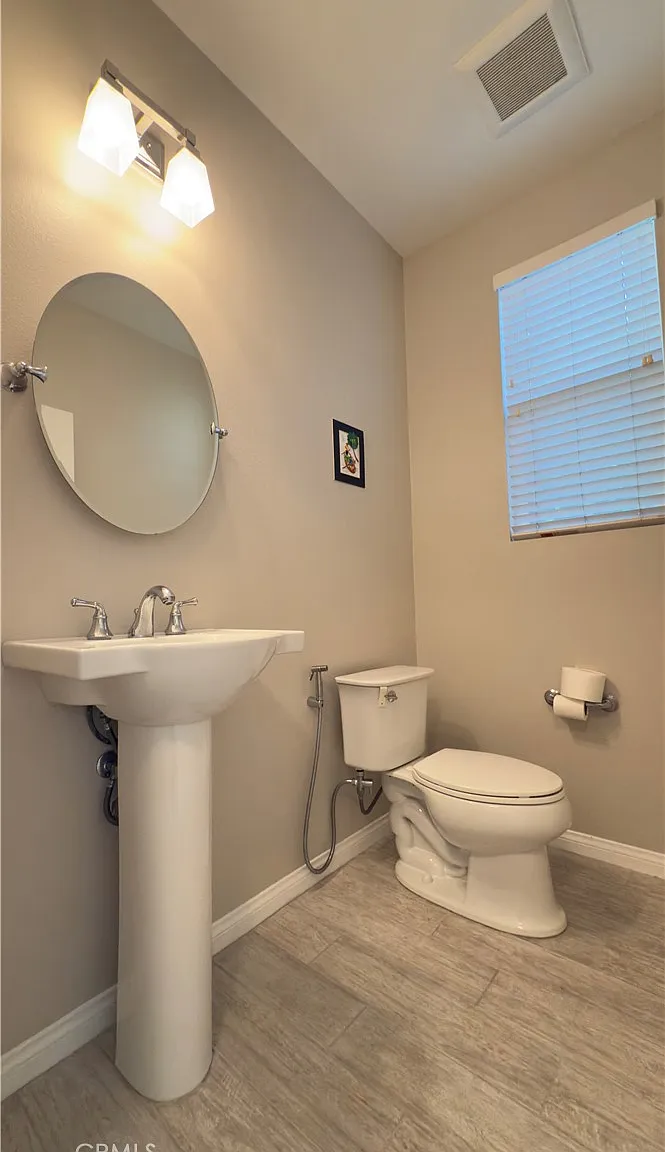 3 bed, 2.5 bath, 1920 sqft, $5,500 — Photo 4