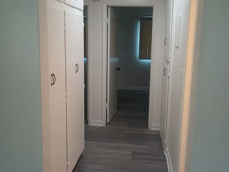 508 S Victoria Ave — Photo 30