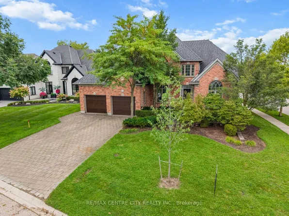 1941 Standfield Rd, London, ON N6G 5G1