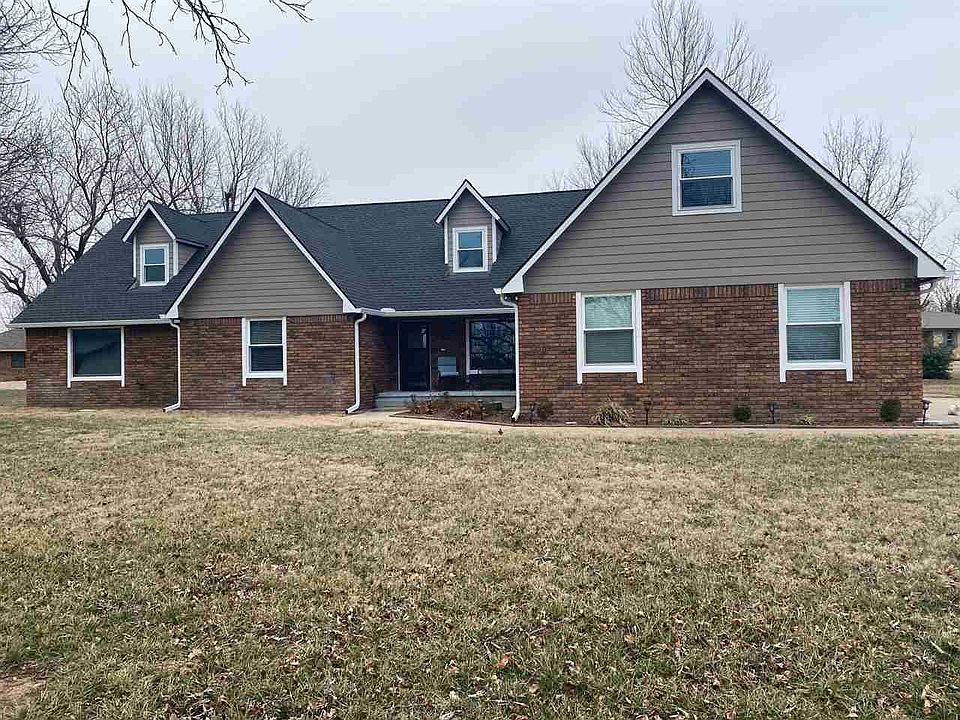 1st image of 718 Meadowbrook Dr