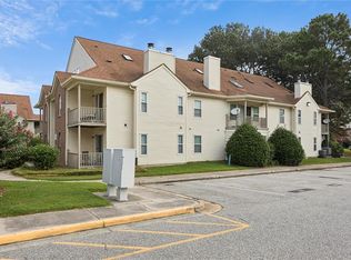 535 Rainbow Ct APT 101, Newport News, VA 23608