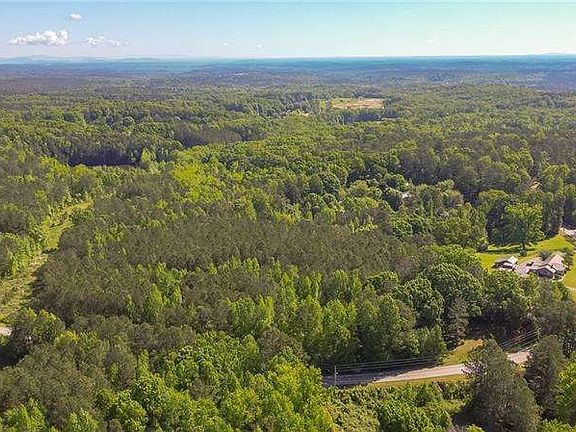 3rd image of 676 High Shoals Rd