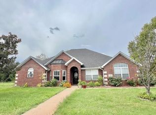 700 SE Jamaica Dr, Bentonville, AR 72712