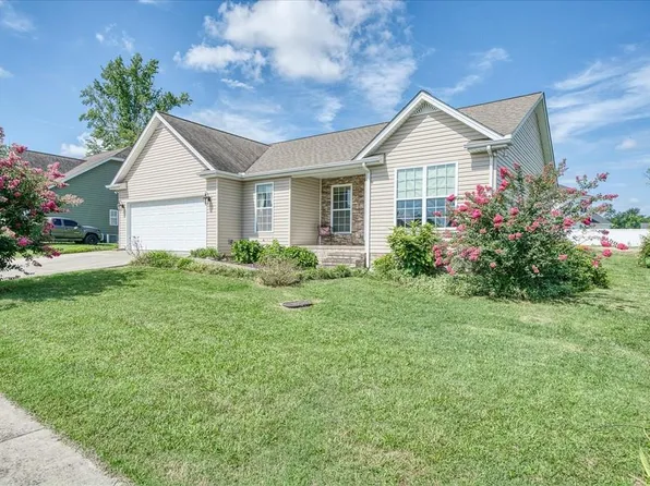 2018 Reserve Dr, Cookeville, TN 38506