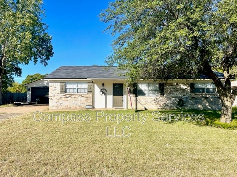 1st image of 442 Fernwood Dr #442