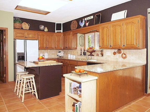3rd image of 4129 N Sweet Bay Cir