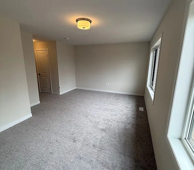 660 Colborne St W #13 — Photo 25