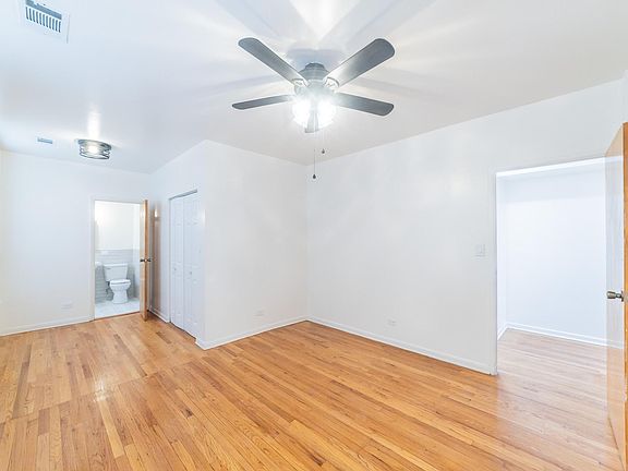 5th image of 5207 S Ingleside Ave #1M