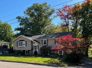 17 Andrews Ave, South Burlington, VT 05403