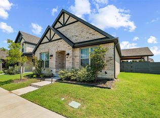 1704 Elise Ln, Aubrey, TX 76227