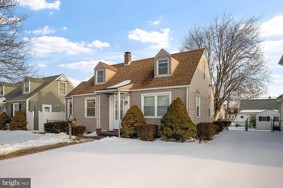 Building Photo - 3413 Yardley Dr