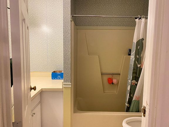 5th image of 90 Quincy Shore Dr APT 314