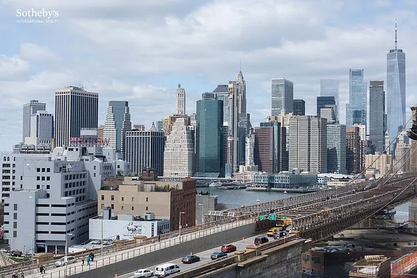 Sold by Sotheby's International Realty | media 26