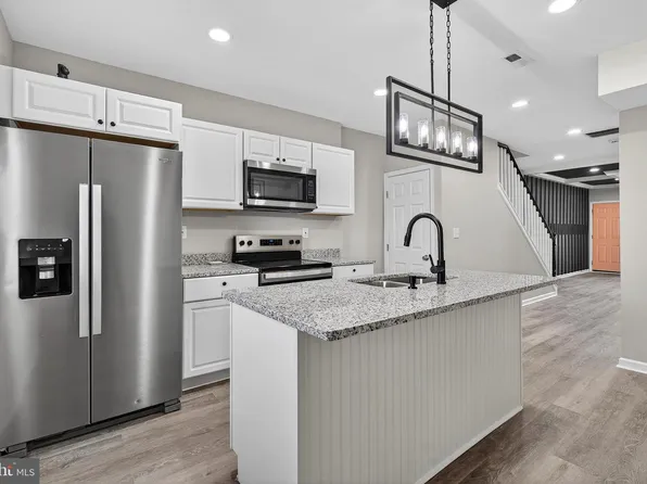 2004 Robb St, Baltimore, MD 21218