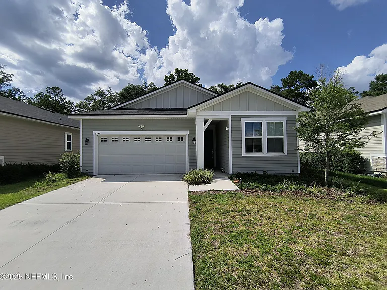 5747 Tomahawk Lake Dr — Photo 2