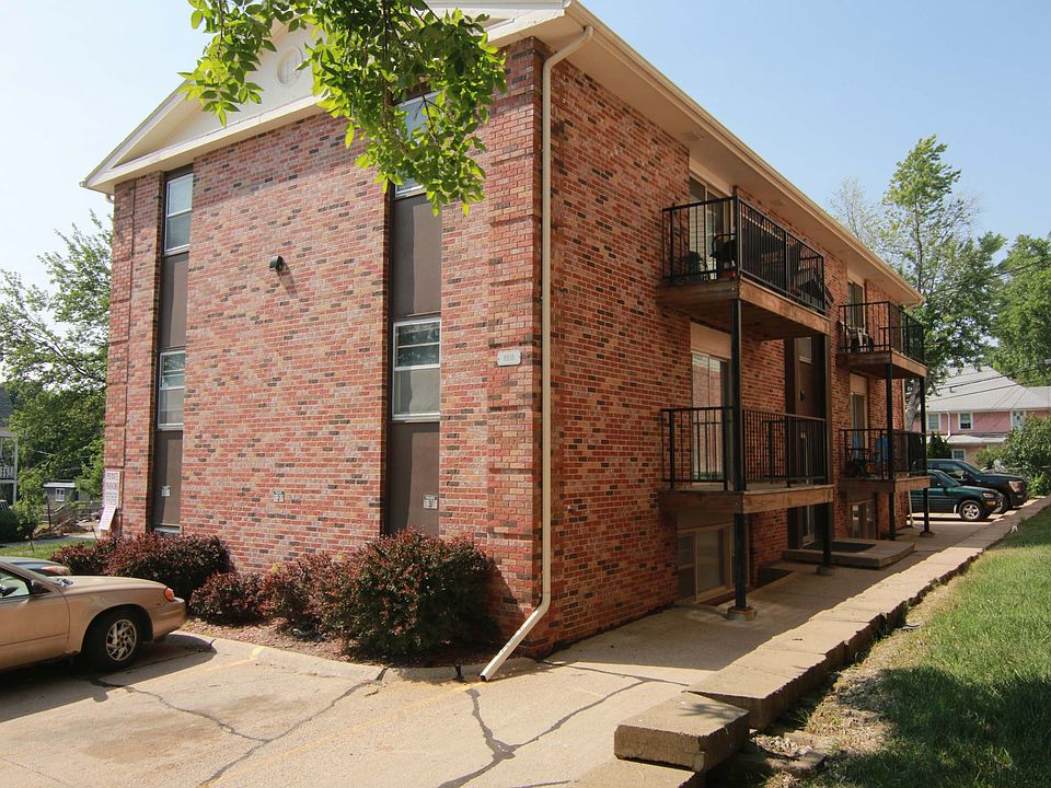 1st image of 4910 Davenport St #4