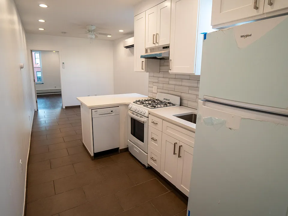 Open Kitchen