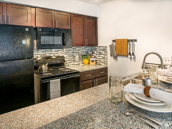 3rd image of 2323 Town Lake Cir APT 303