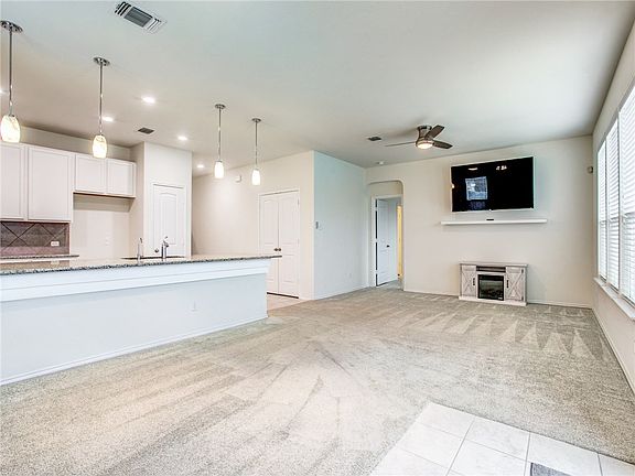 5th image of 4305 Wind Cave Dr