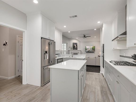 2nd image of 9401 Barton Creek Dr