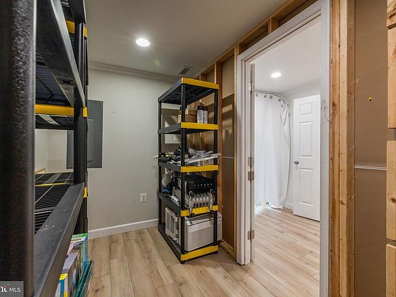 3rd image of 324 Harry S Truman Dr Unit 233