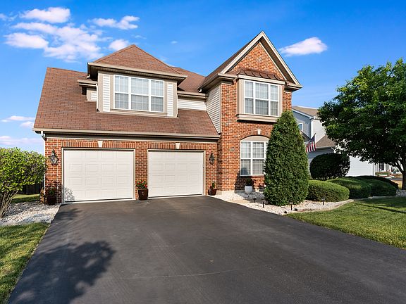 2nd image of 1528 Hearthstone Ln