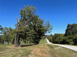 2277 S Ed Edwards Rd, Fayetteville, AR 72701