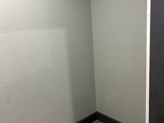 Walk in closet