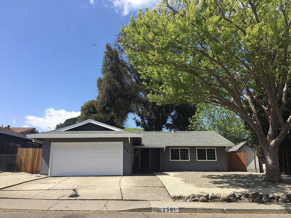 1st image of 2591 Carnation Dr